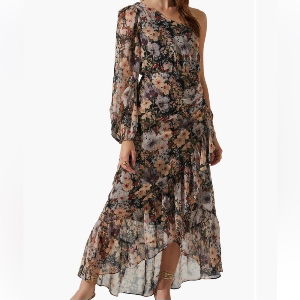 Astr The Label Calista One Sleeve Floral Dress - Size Medium